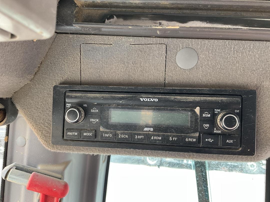 Photo '33' of Volvo ECR145CL Excavator Photo '33' of Volvo ECR145CL Excavator