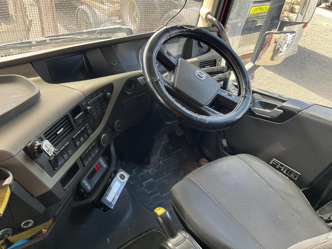 Photo '11' of Volvo FH16 600 SERIES 4 6X4R Logger