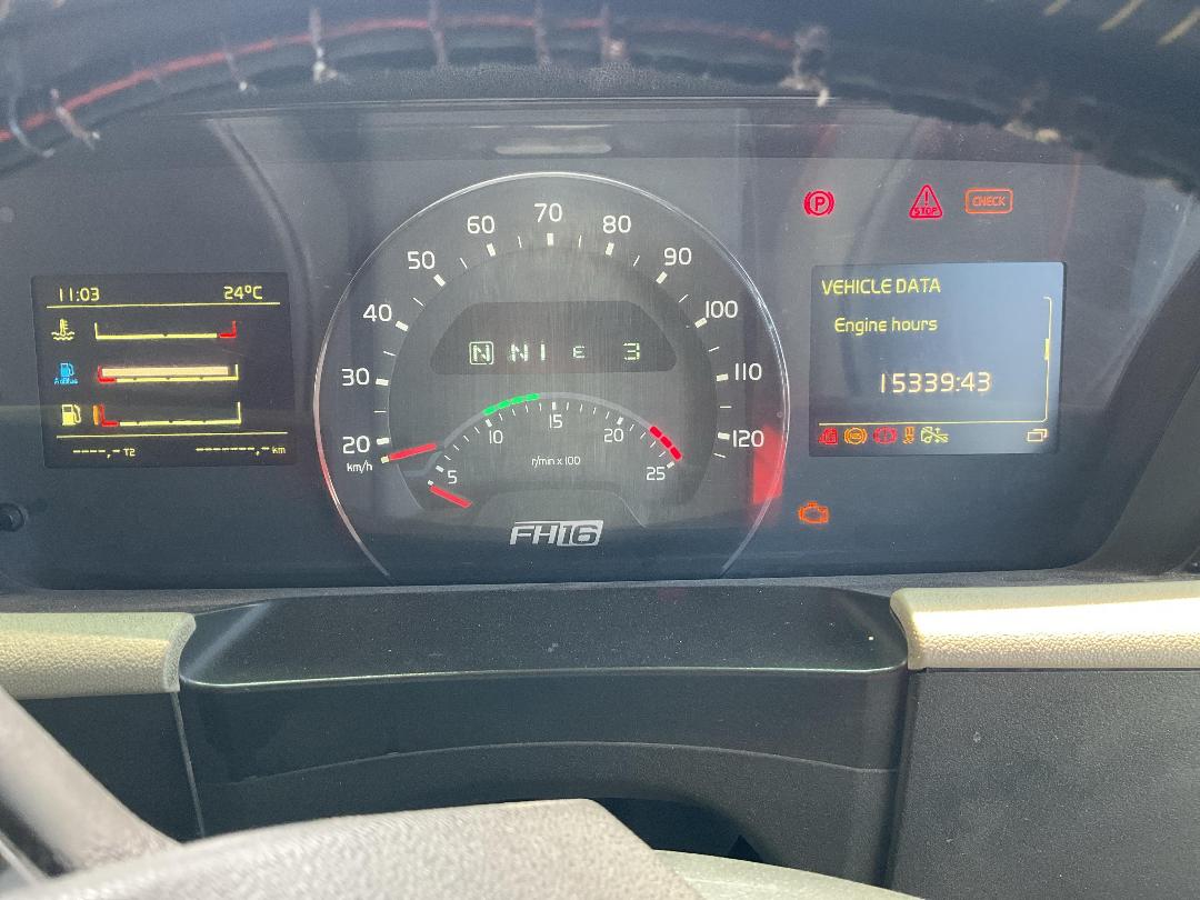 Photo '10' of Volvo FH16 600 SERIES 4 6X4R Logger