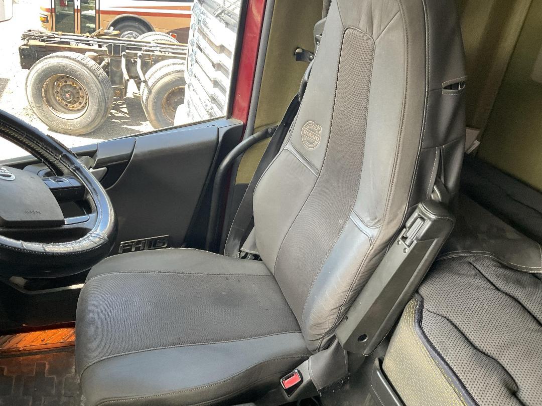 Photo '14' of Volvo FH16 600 SERIES 4 6X4R Logger