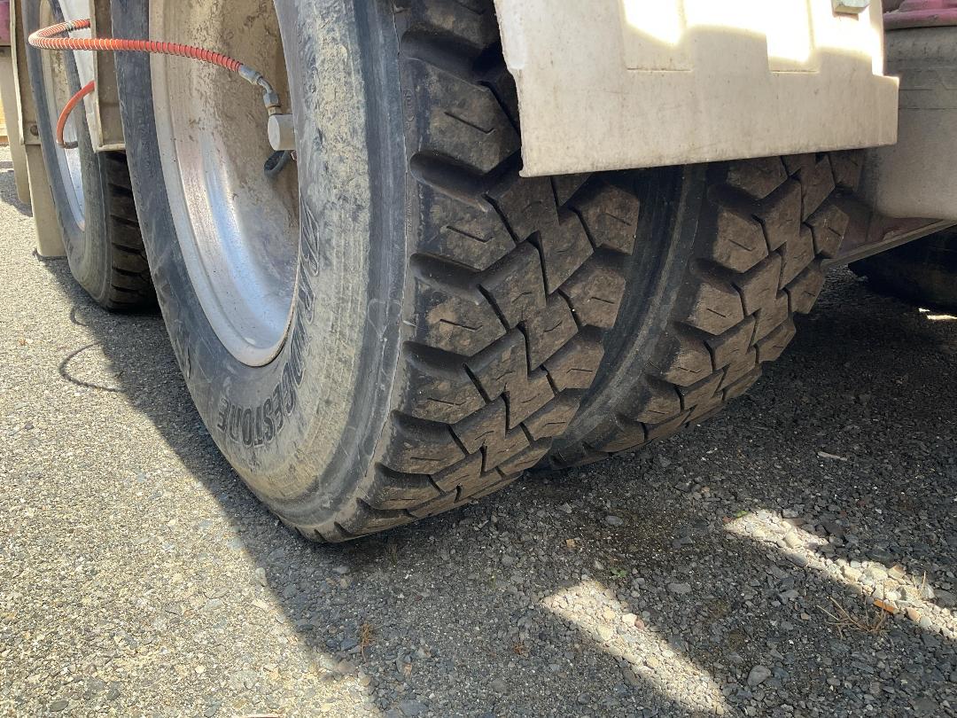 Photo '21' of Volvo FH16 600 SERIES 4 6X4R Logger