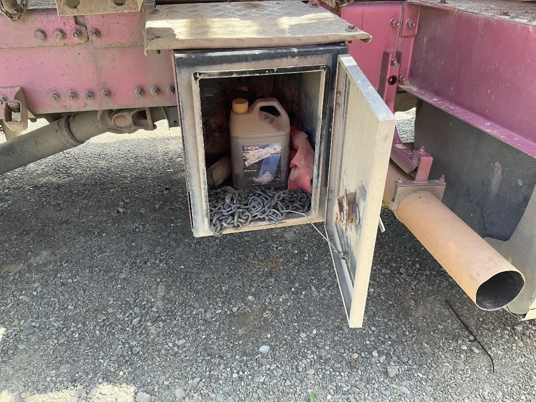 Photo '19' of Volvo FH16 600 SERIES 4 6X4R Logger