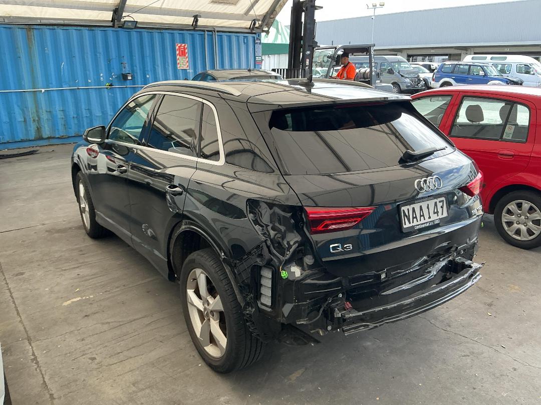 Photo '7' of Audi Q3 Q3 35 Tfsi Advanced