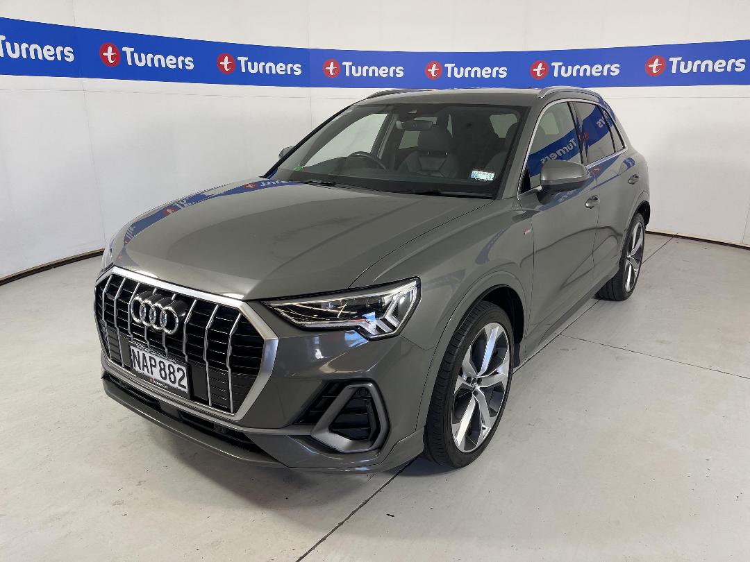 Photo '4' of Audi Q3 Photo '4' of Audi Q3