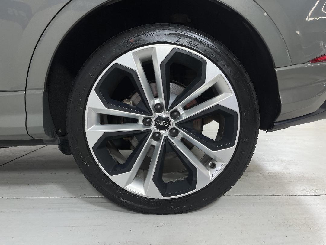 Photo '11' of Audi Q3 Photo '11' of Audi Q3