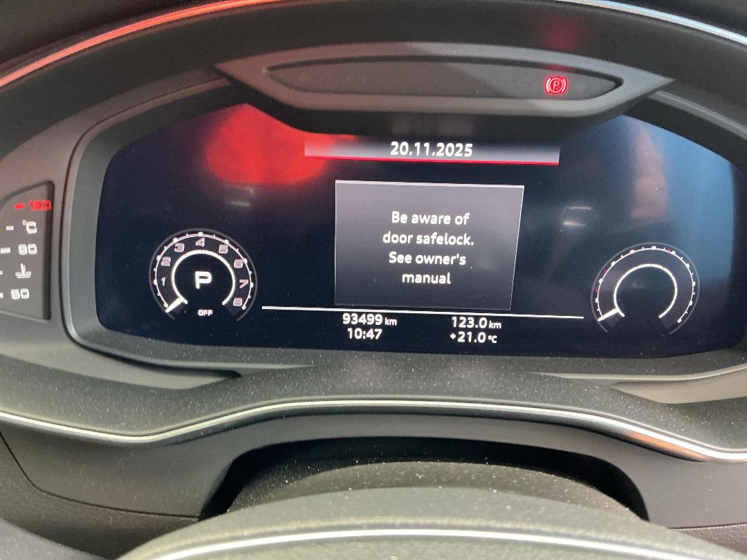 Photo '12' of Audi RS6 RS 6 Avant 441KW