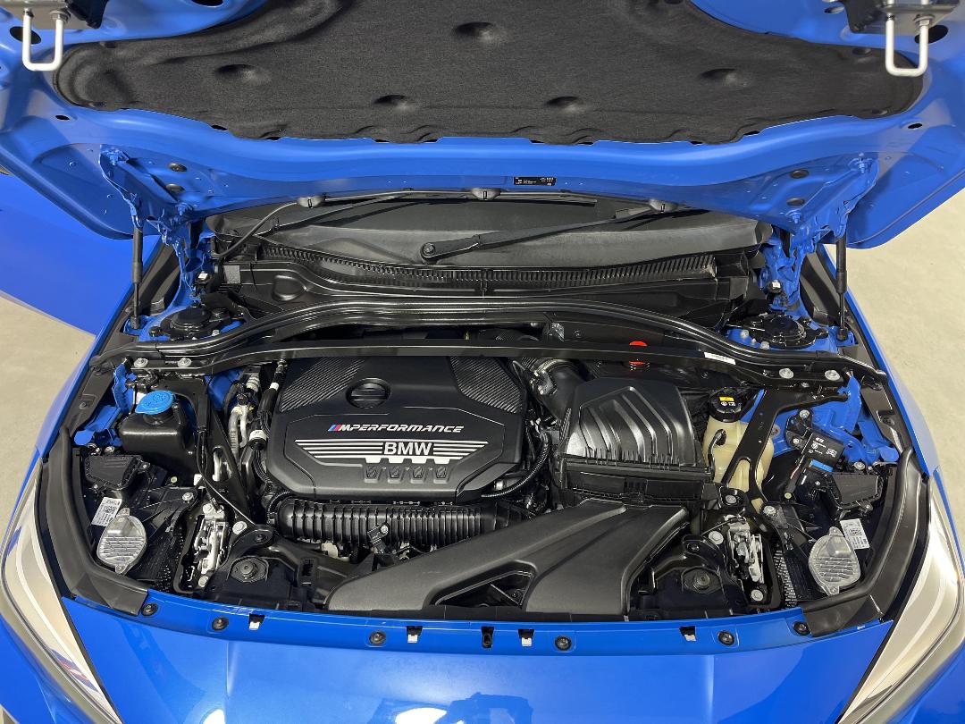 Photo '13' of BMW 2 Series