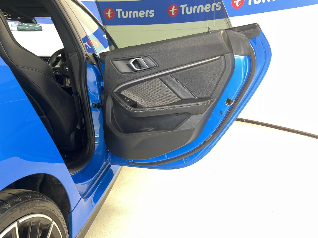 Photo '19' of BMW 2 Series