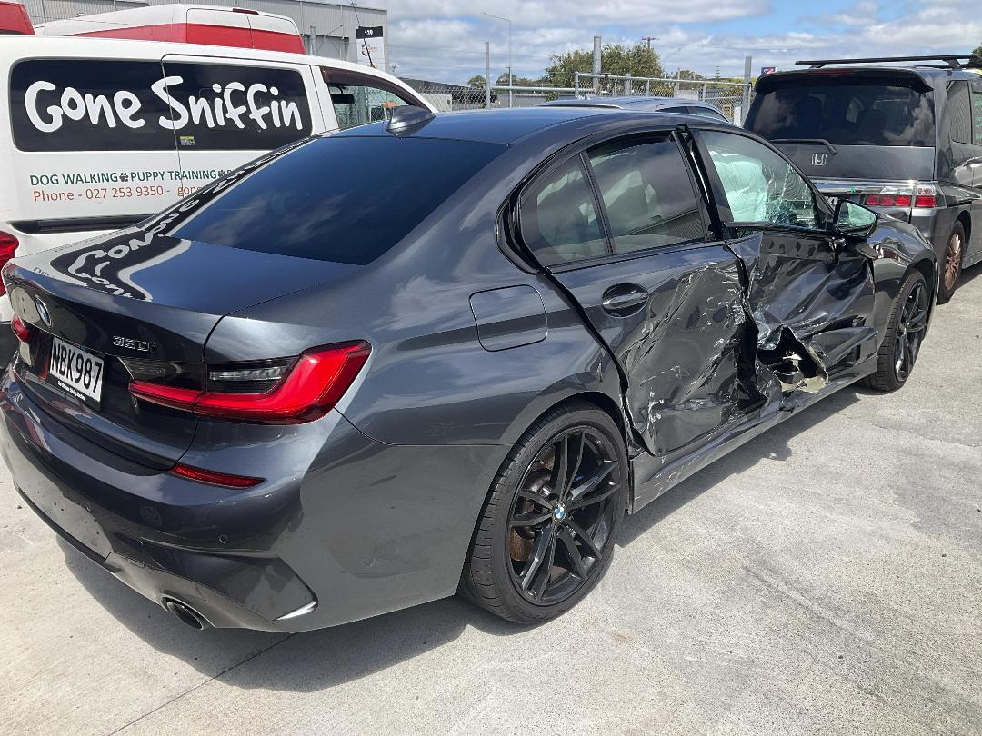 Photo '5' of BMW 3 Series 330I Photo '5' of BMW 3 Series 330I