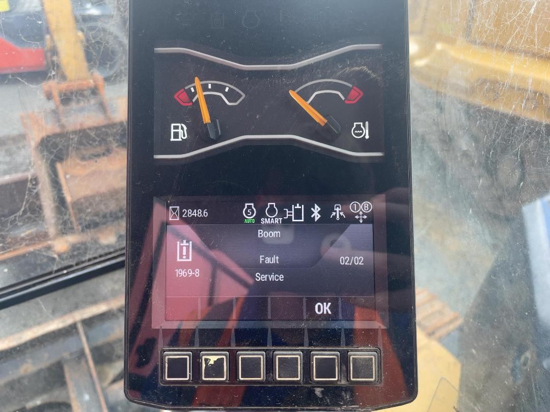 Photo '12' of CAT 306CR Excavator