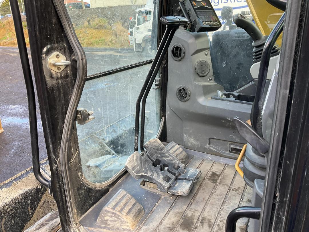 Photo '19' of Caterpillar 307.5 Excavator