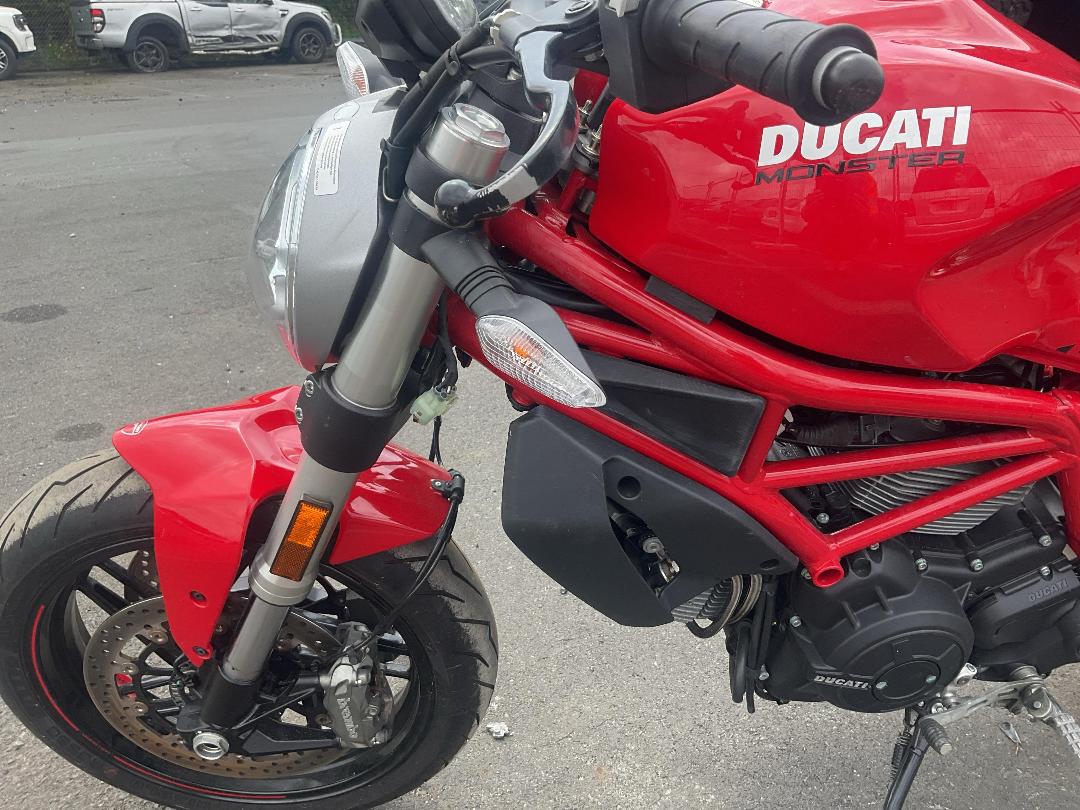 Photo '3' of Ducati Monster M 659 Photo '3' of Ducati Monster M 659