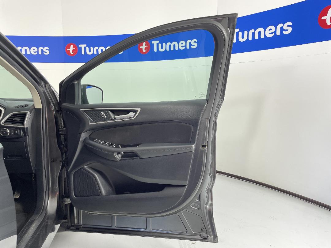 Photo '15' of Ford Endura