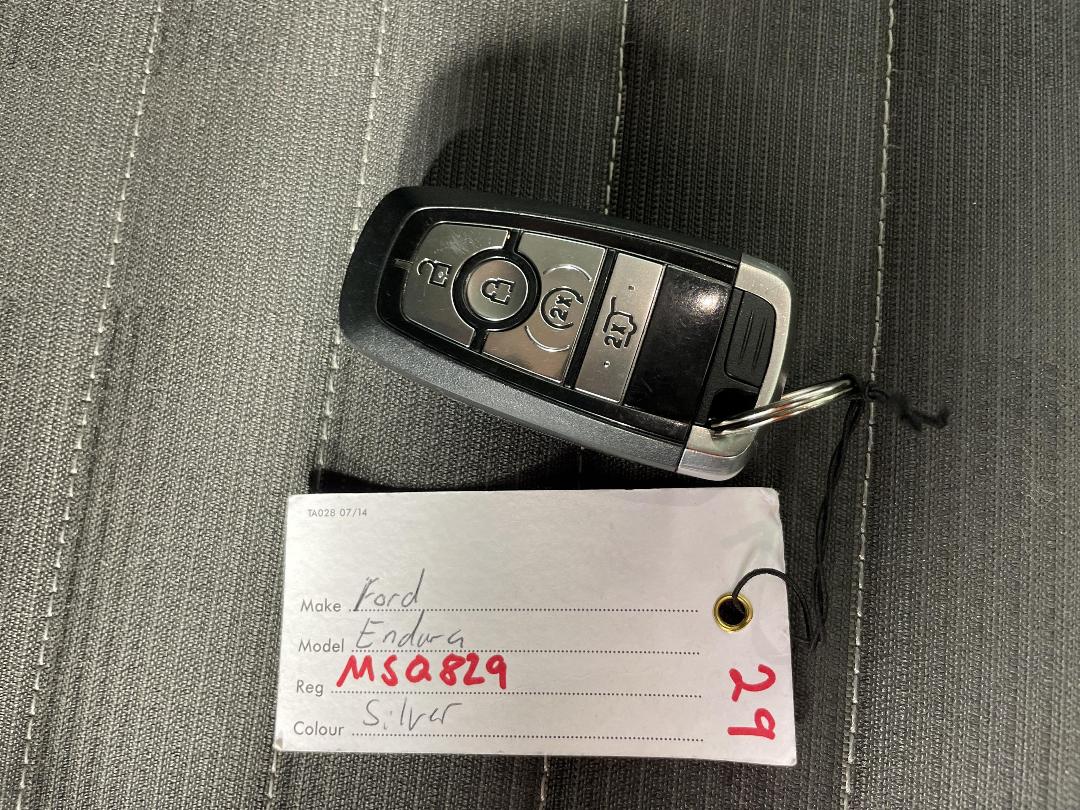 Photo '22' of Ford Endura