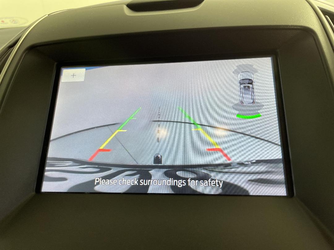 Photo '25' of Ford Endura