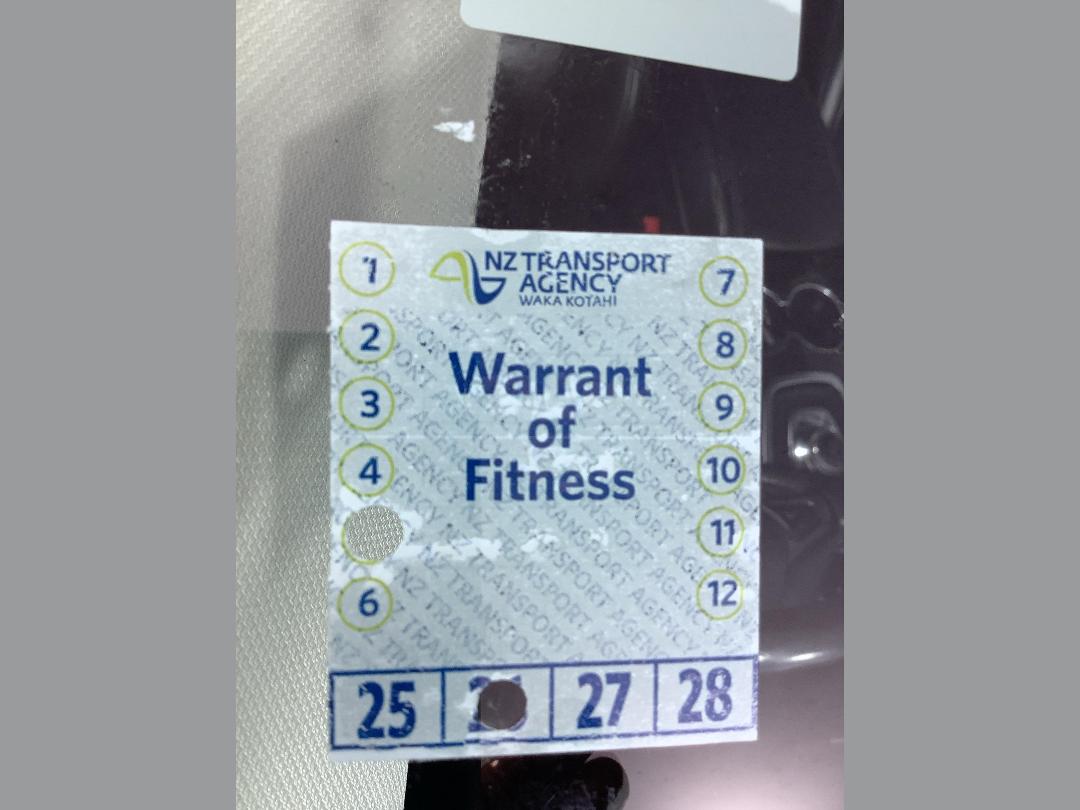 Photo '23' of Ford Endura