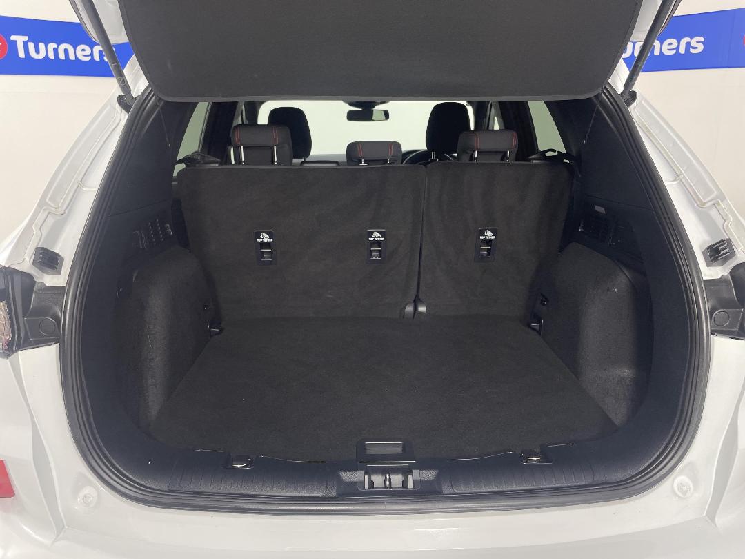 Photo '14' of Ford Escape