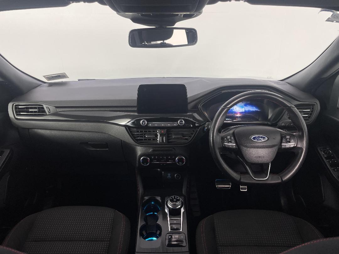 Photo '17' of Ford Escape