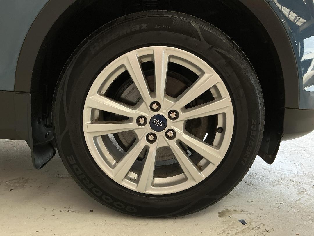 Photo '9' of Ford Escape