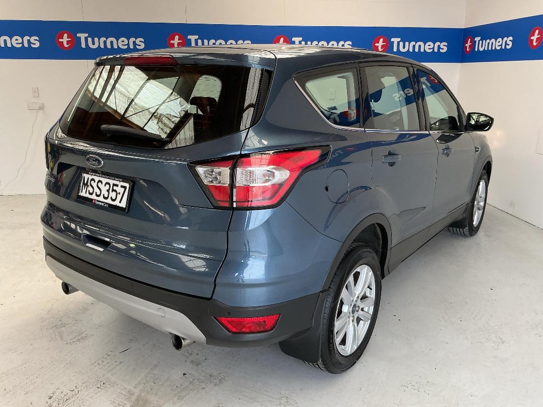 Photo '7' of Ford Escape