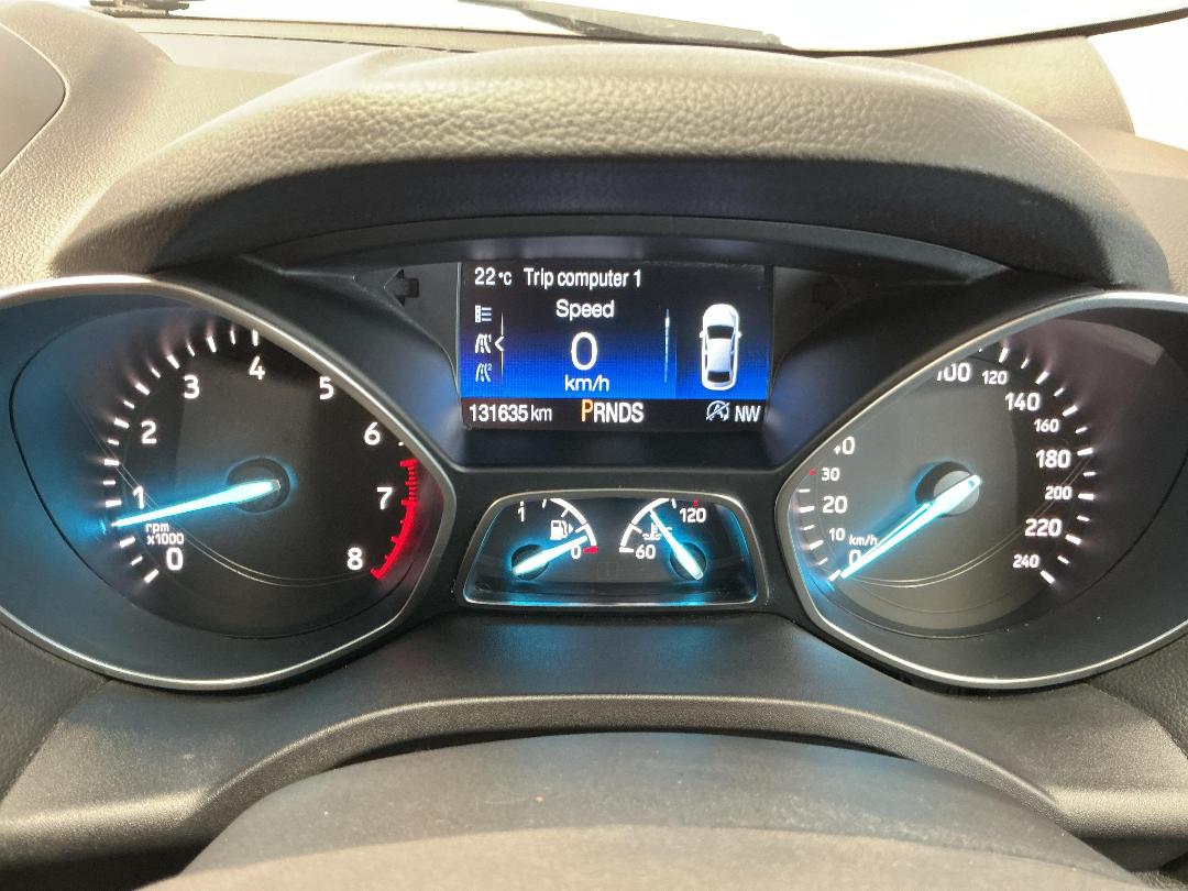 Photo '21' of Ford Escape