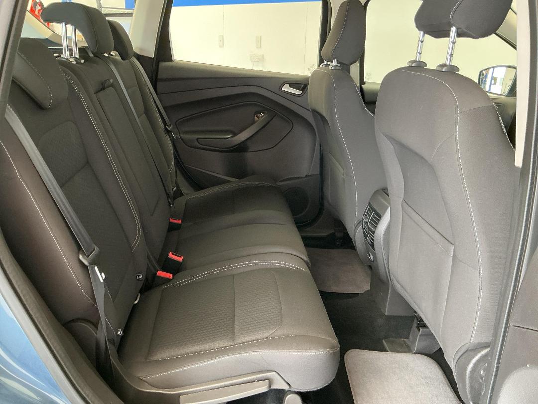 Photo '20' of Ford Escape