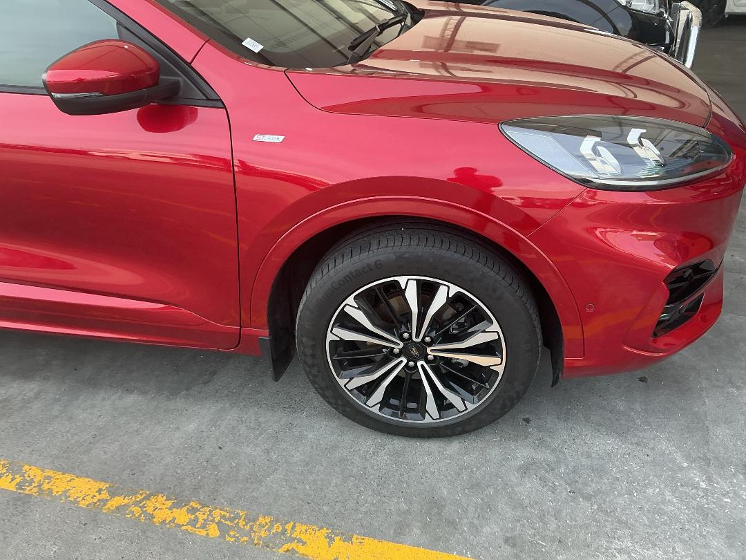 Photo '2' of Ford Escape ST-Line X Ecoboost Photo '2' of Ford Escape ST-Line X Ecoboost