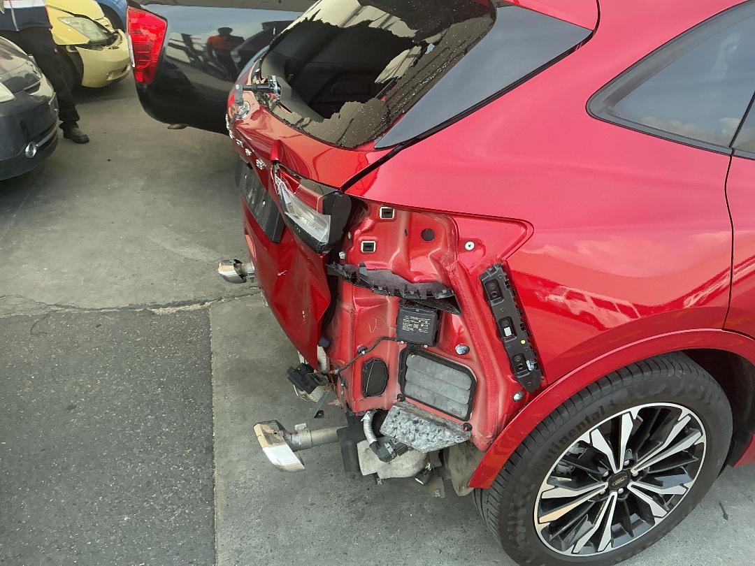 Photo '12' of Ford Escape ST-Line X Ecoboost Photo '12' of Ford Escape ST-Line X Ecoboost