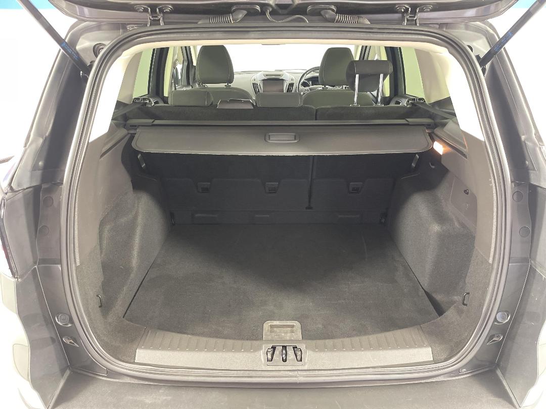 Photo '14' of Ford Escape