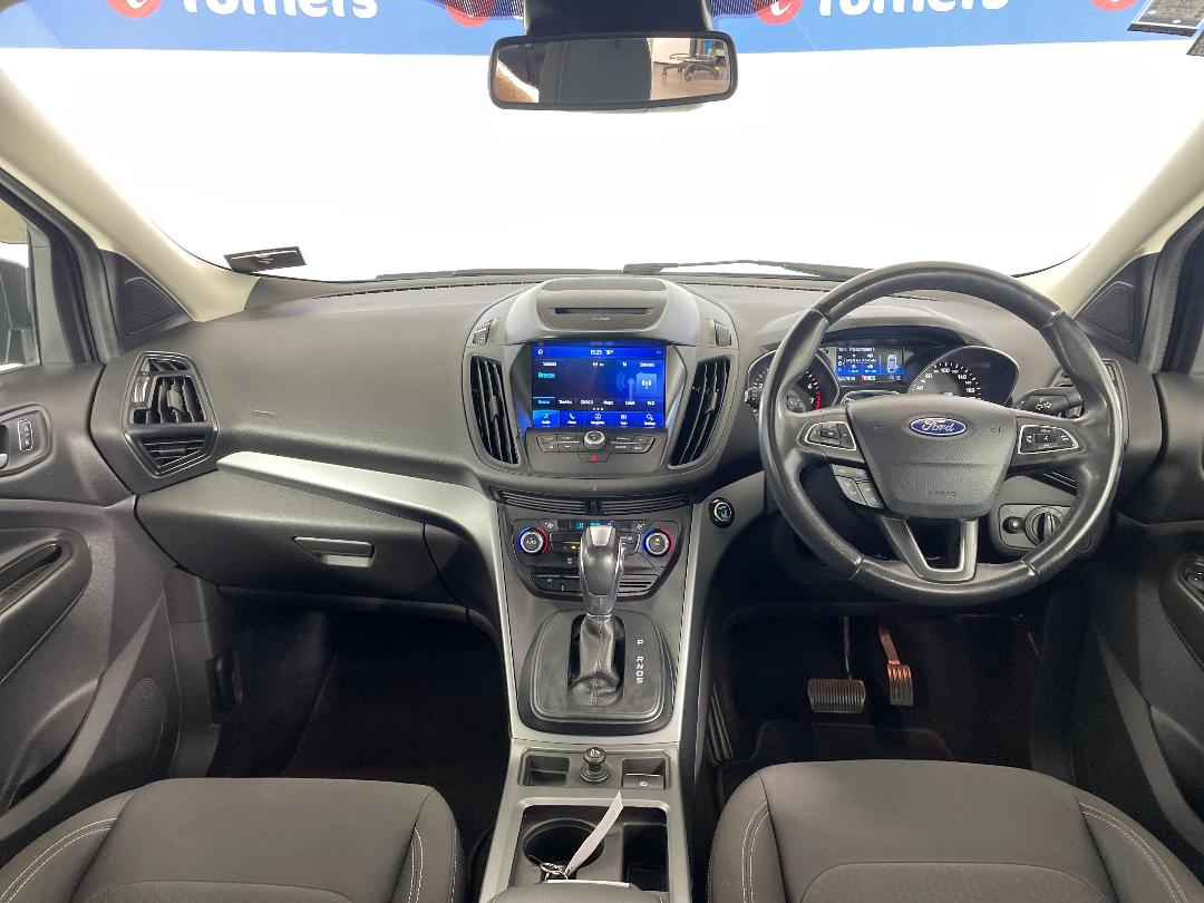 Photo '17' of Ford Escape