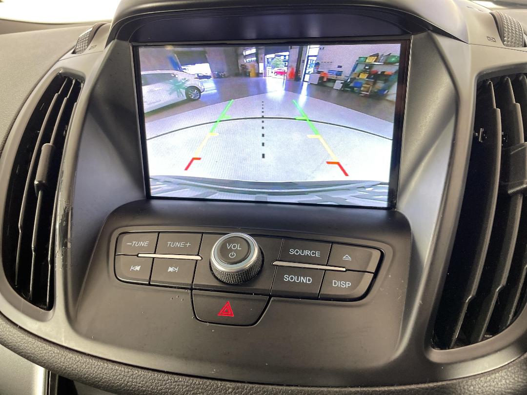 Photo '25' of Ford Escape