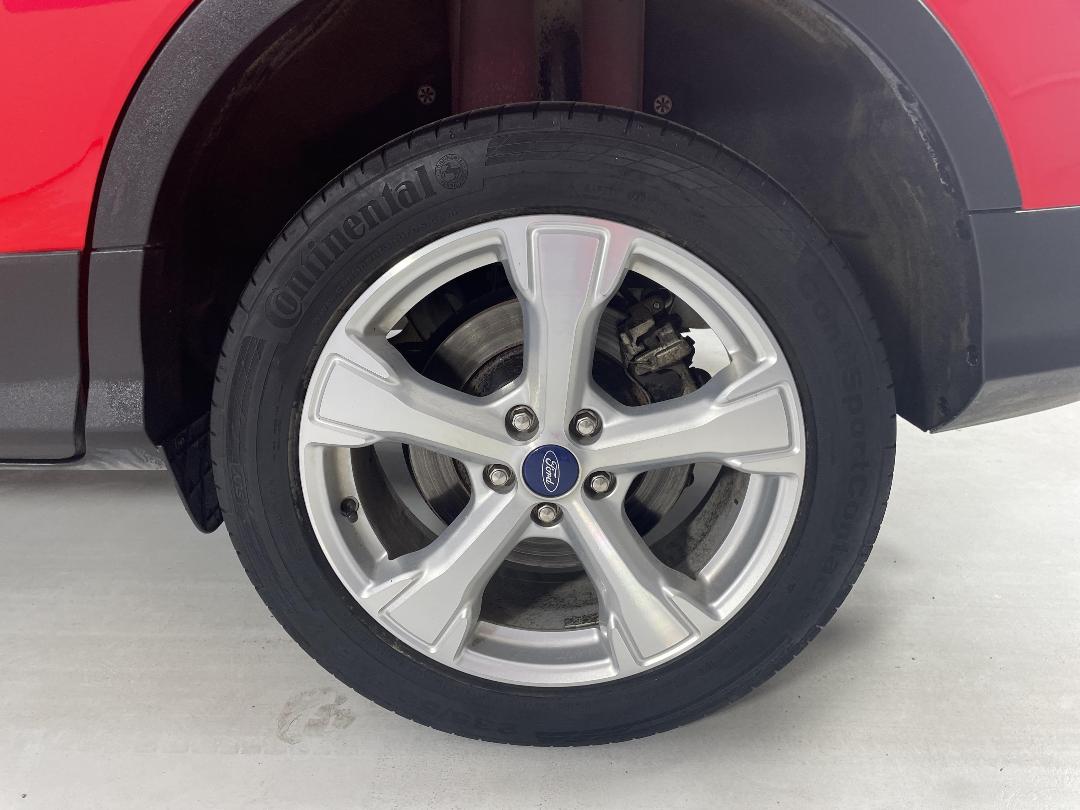 Photo '11' of Ford Escape