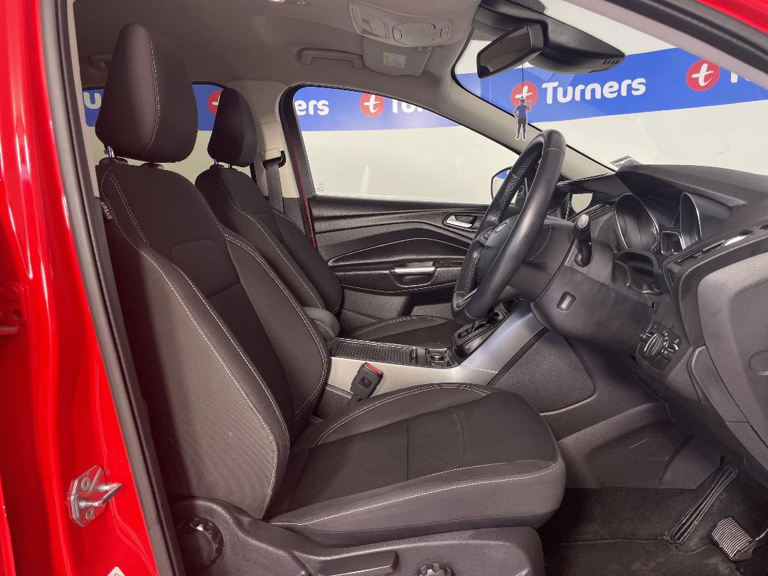 Photo '16' of Ford Escape