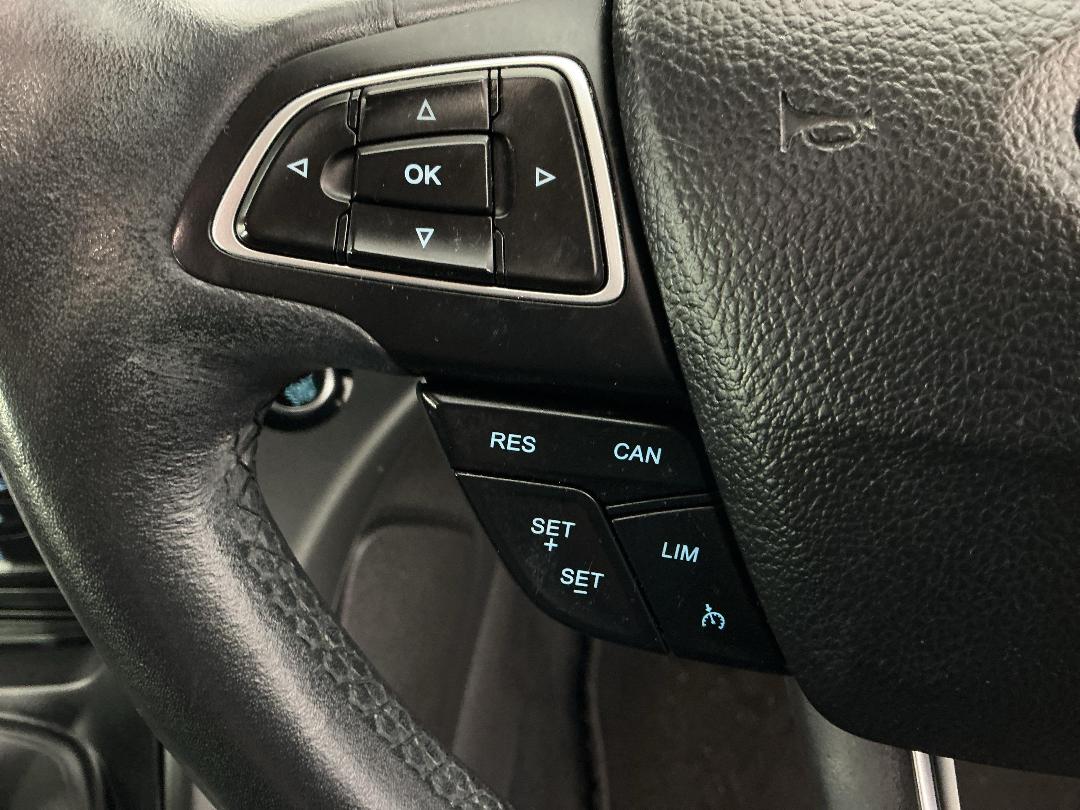 Photo '26' of Ford Escape Photo '26' of Ford Escape