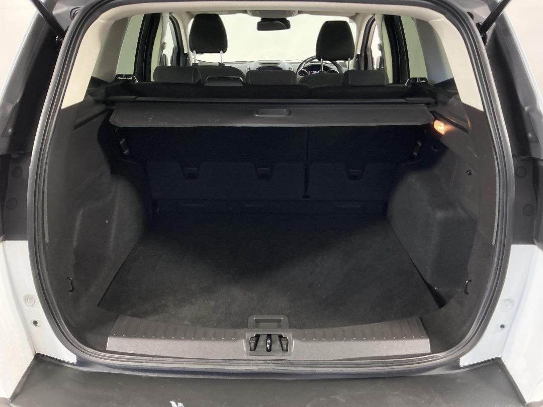 Photo '14' of Ford Escape Photo '14' of Ford Escape