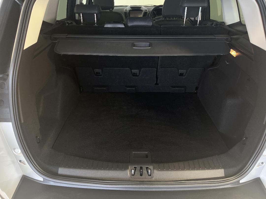 Photo '14' of Ford Escape