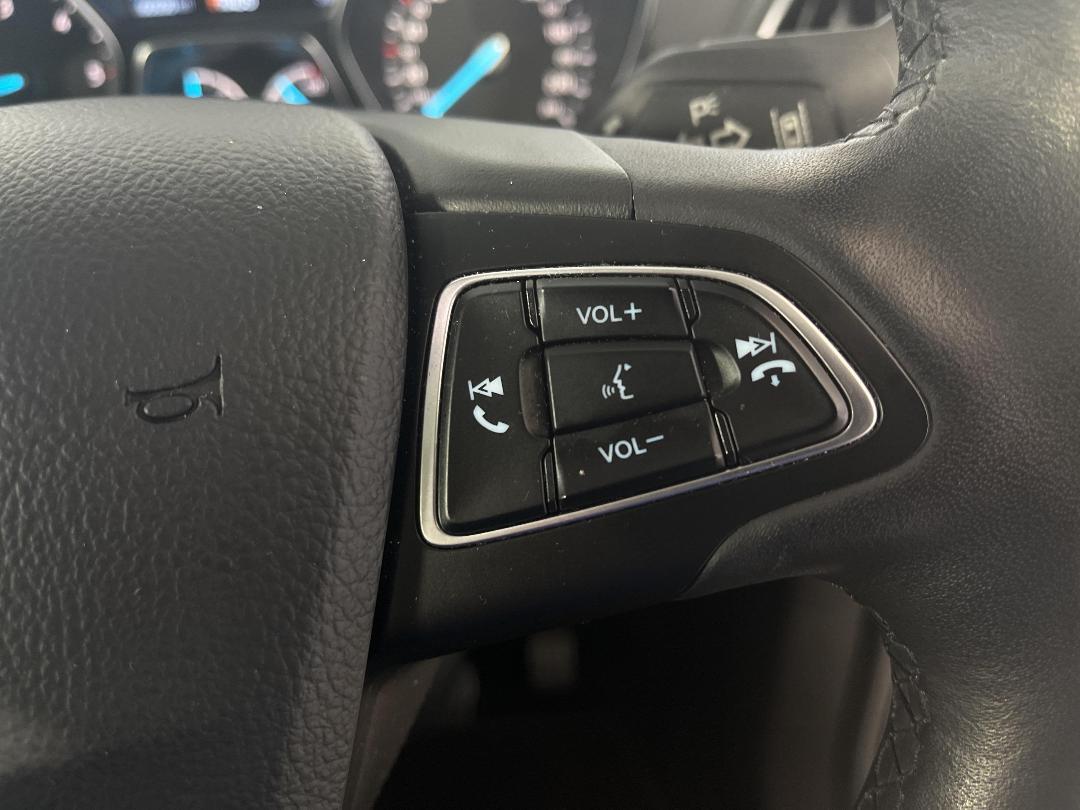 Photo '26' of Ford Escape