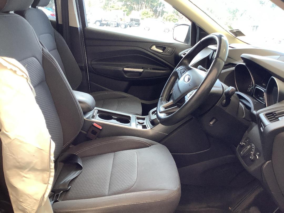 Photo '9' of Ford Escape Trend AWD Petrol