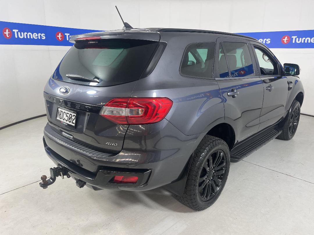 Photo '7' of Ford Everest