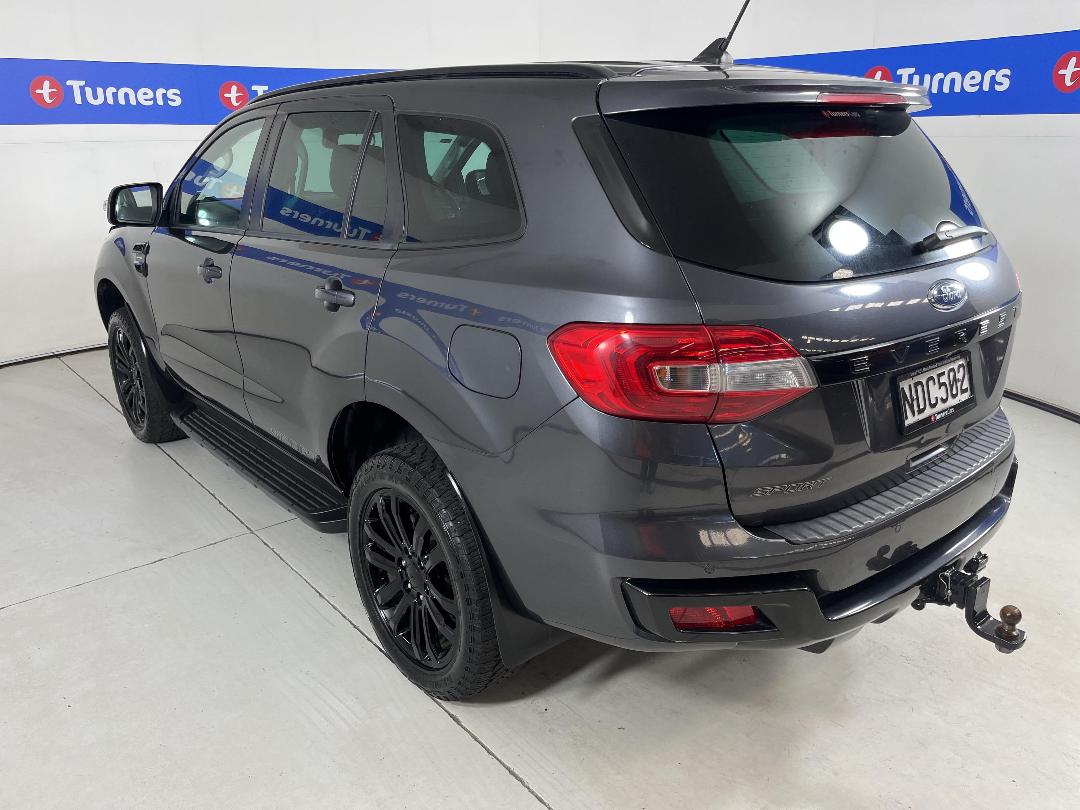 Photo '5' of Ford Everest