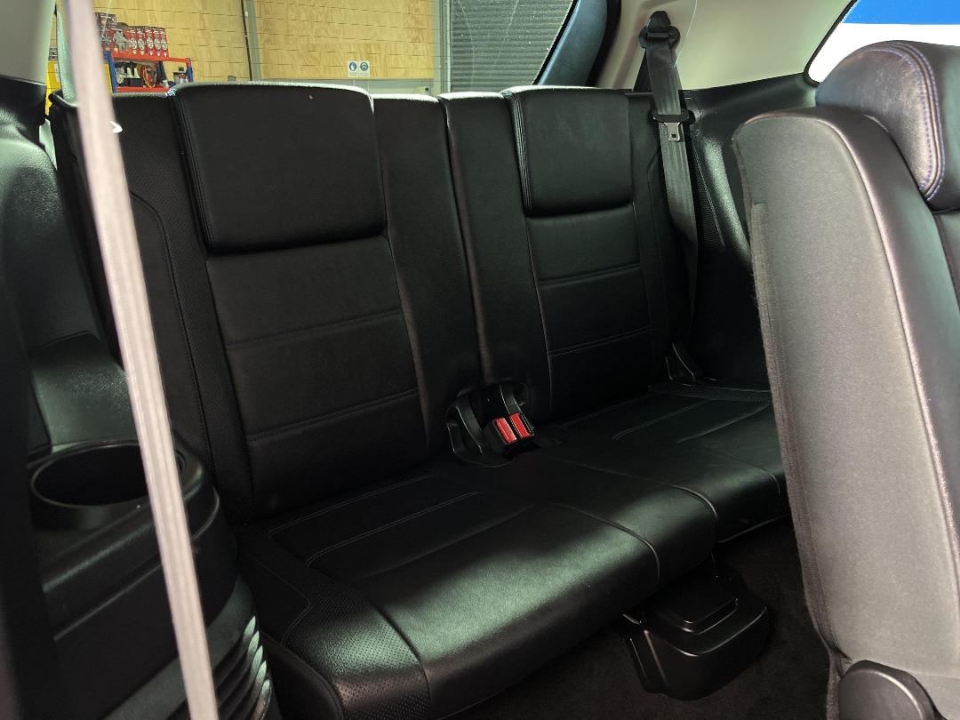 Photo '24' of Ford Everest