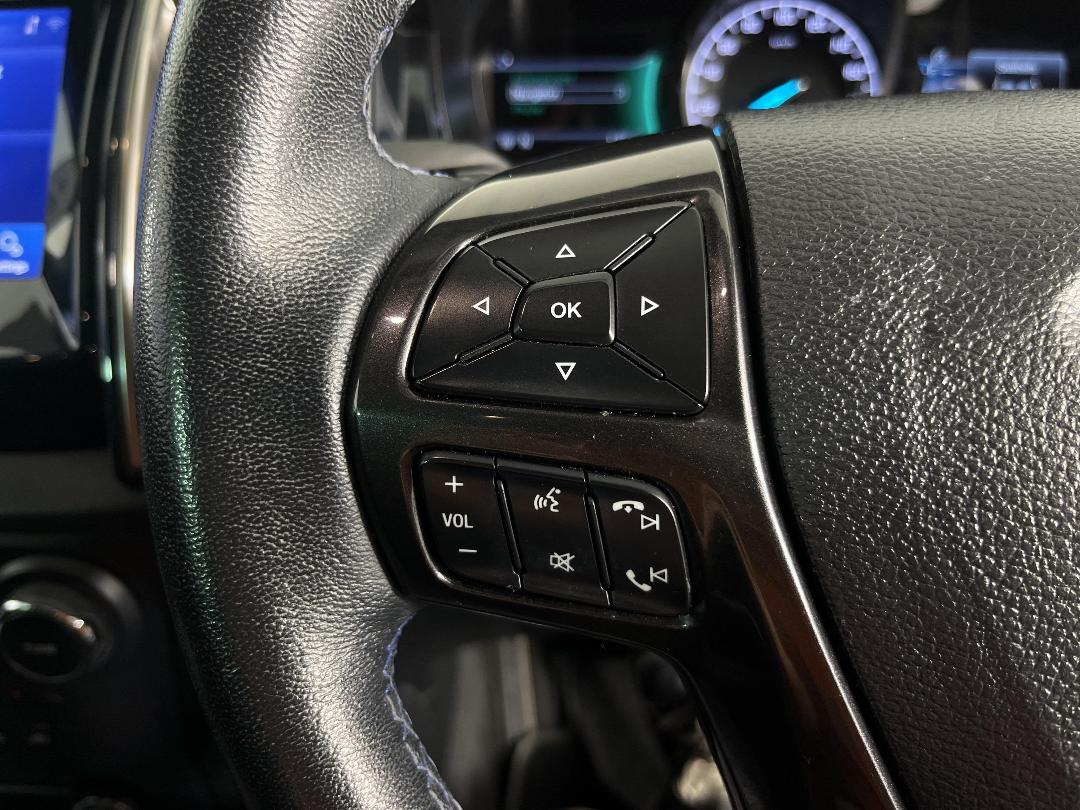 Photo '26' of Ford Everest