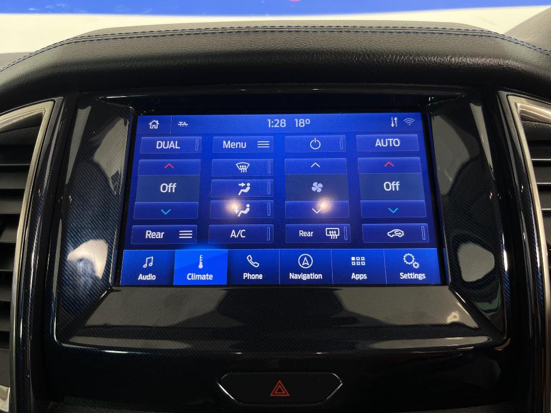 Photo '28' of Ford Everest