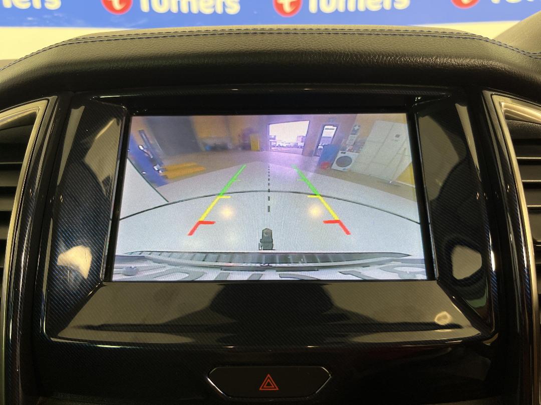 Photo '30' of Ford Everest