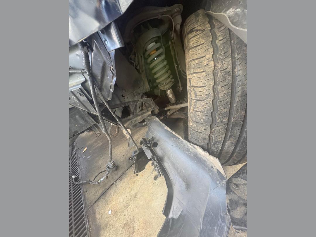 Photo '9' of Ford Everest Sport