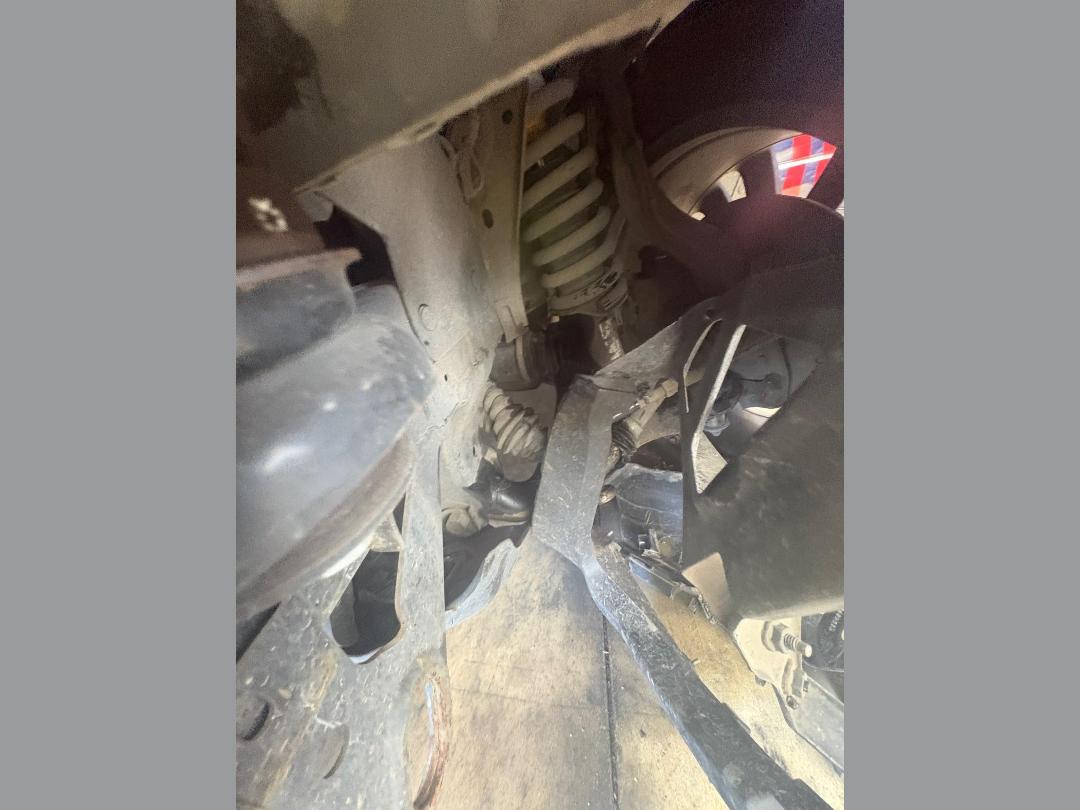 Photo '16' of Ford Everest Sport