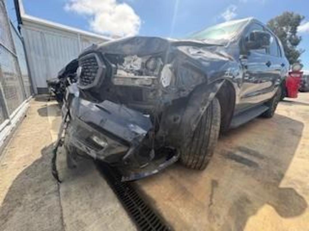 Photo '4' of Ford Everest Sport