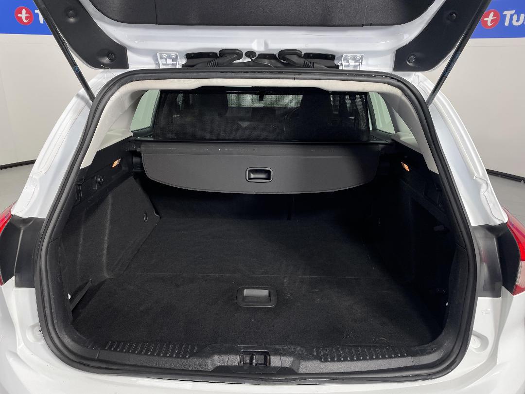 Photo '14' of Ford Focus