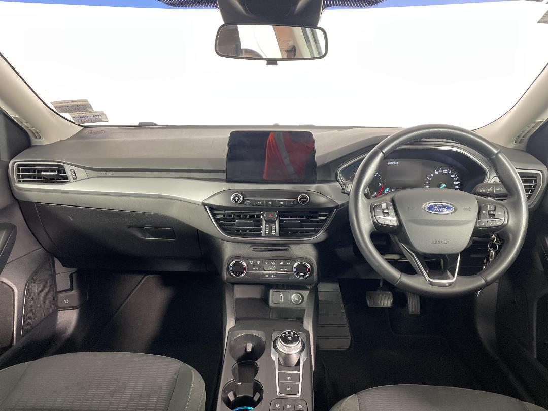 Photo '17' of Ford Focus