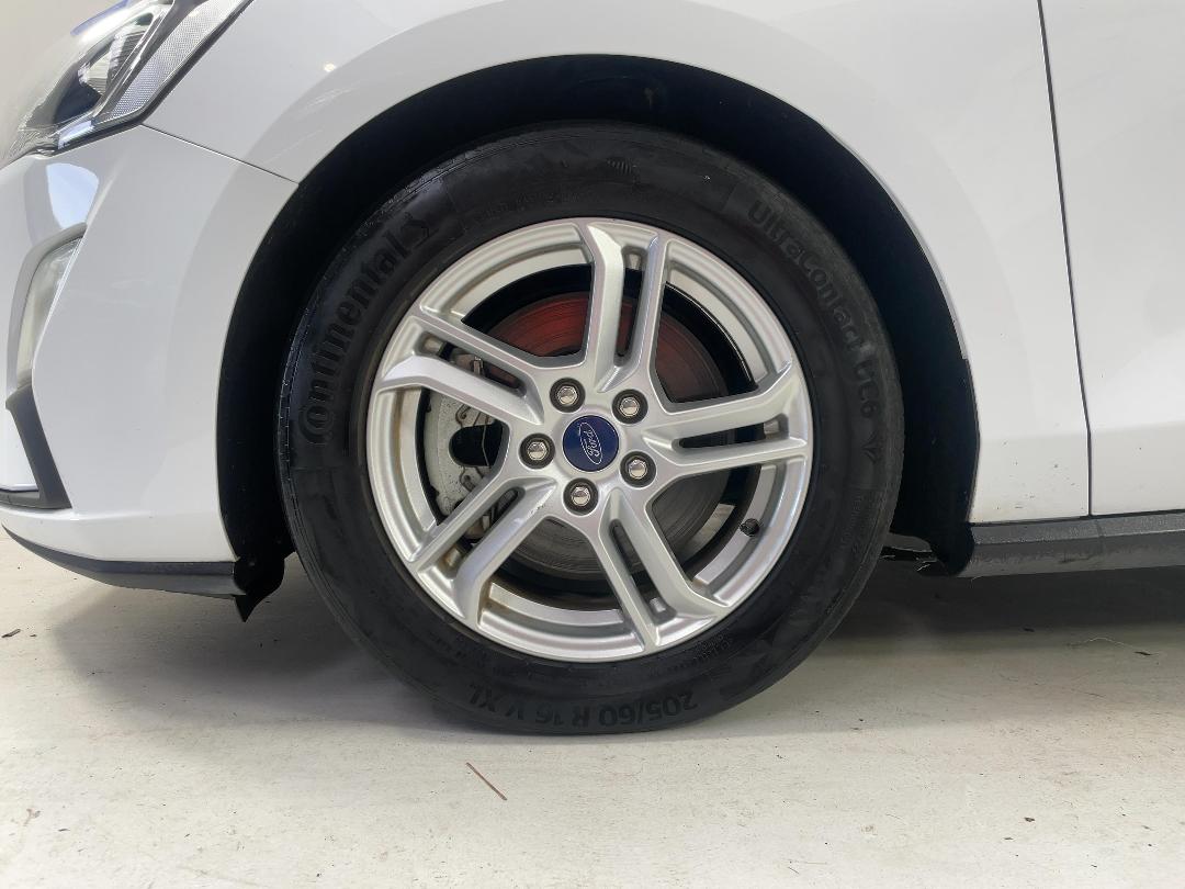 Photo '10' of Ford Focus Photo '10' of Ford Focus